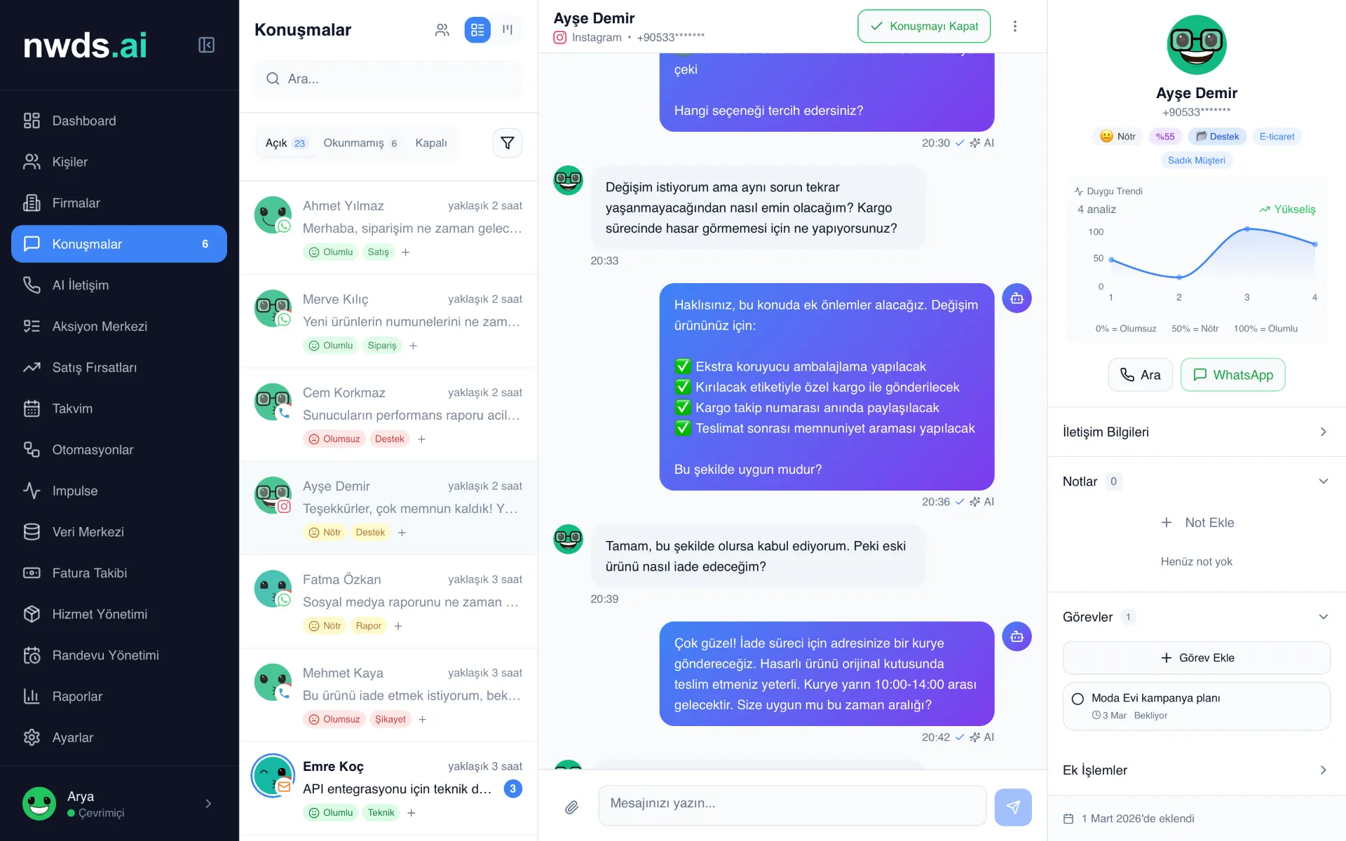 CRM Chat Panel